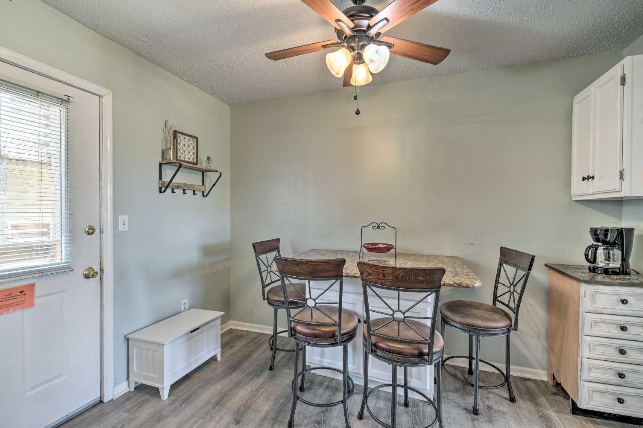 Gulf Shores Condo With Pool And Grill Walk To Beach! Exterior photo